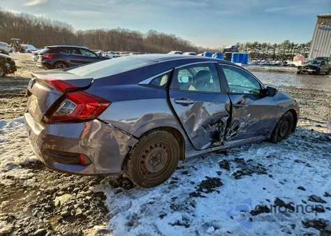 2018 Honda Civic Lx z USA, uszkodzony, nr VIN 2HGFC2F59JH528831